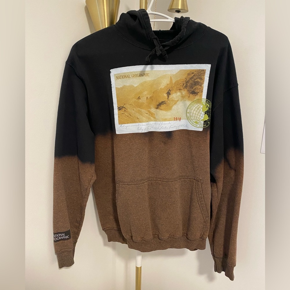 National Geographic Sweater